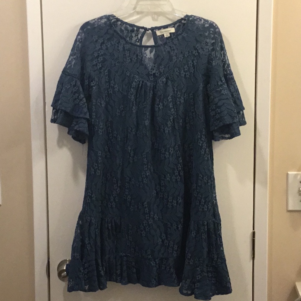 Teal lace mini dress FRANCESCA’s Size S